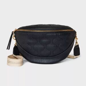 Universal Thread Belt Bag | Black | Adjustable Strap | Zip Closure